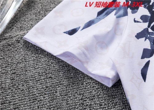 L...V... Short Suit 4165 Men