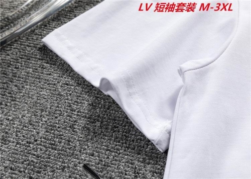 L...V... Short Suit 4503 Men