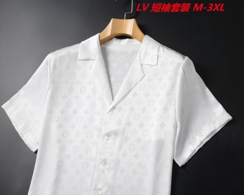 L...V... Short Suit 5066 Men