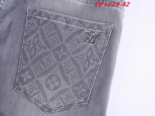 L...V... Short Jeans 1190 Men