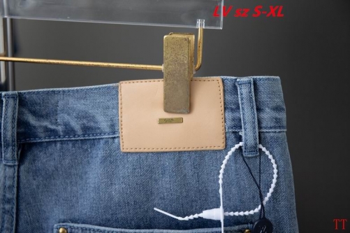 L...V... Short Jeans 1081 Men