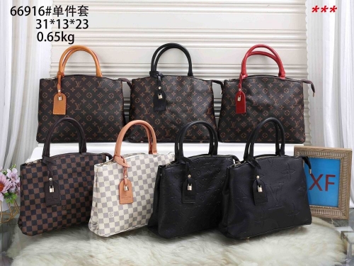 L...V... Bags 3756