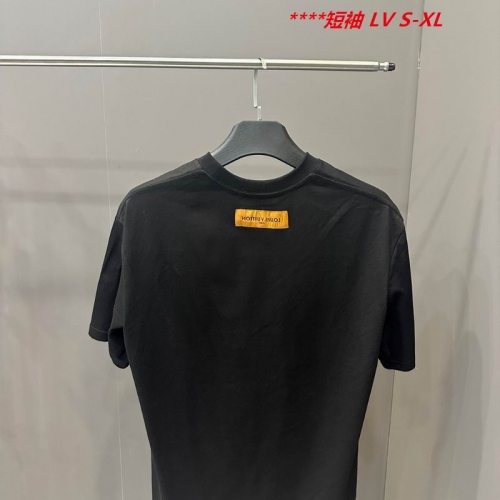 L...V... Round neck 14858 Men