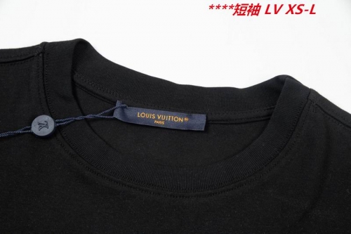 L...V... Round neck 10770 Men