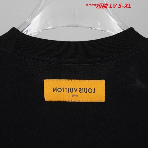 L...V... Round neck 13886 Men