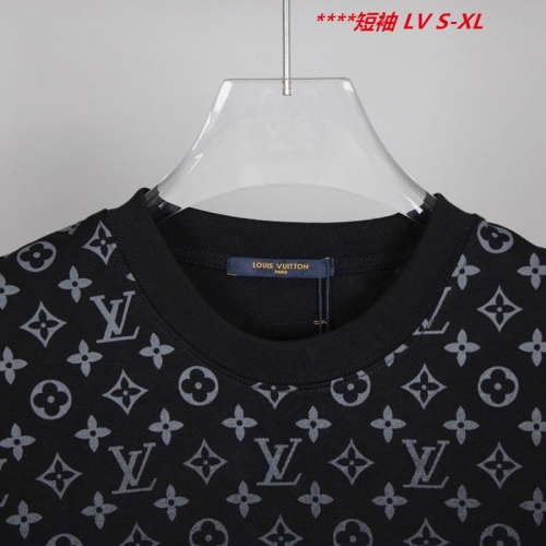 L...V... Round neck 13943 Men