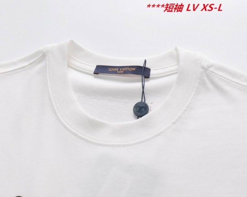 L...V... Round neck 10888 Men