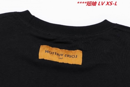 L...V... Round neck 10593 Men