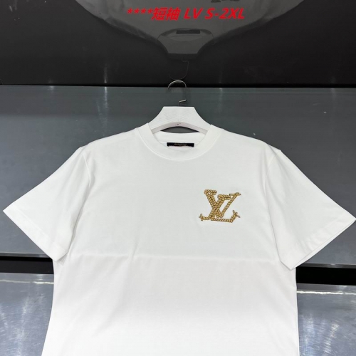 L...V... Round neck 15710 Men