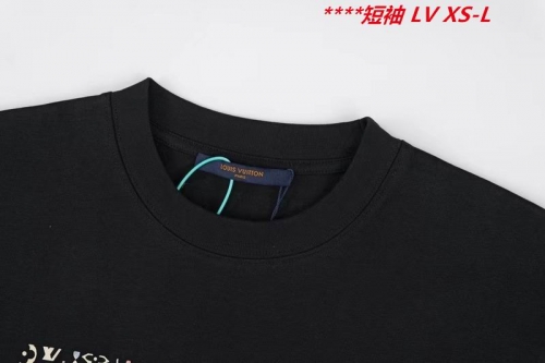 L...V... Round neck 11761 Men