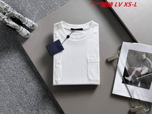 L...V... Round neck 10276 Men