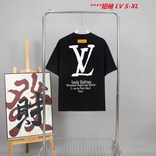 L...V... Round neck 13821 Men