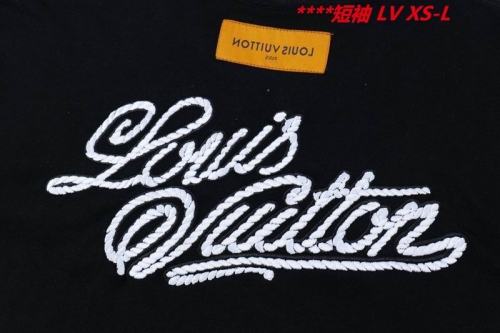 L...V... Round neck 13719 Men