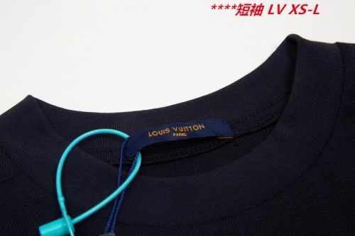 L...V... Round neck 12265 Men