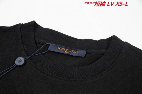 L...V... Round neck 10781 Men