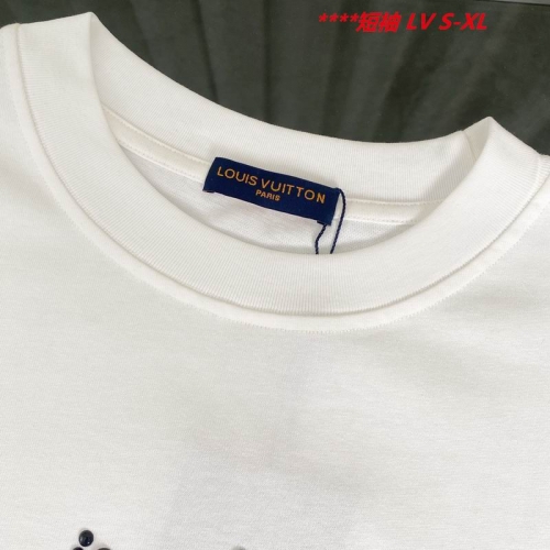 L...V... Round neck 15121 Men