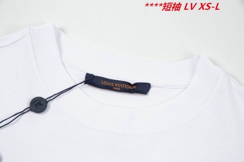 L...V... Round neck 10755 Men