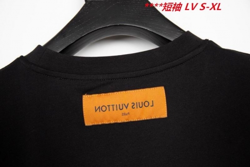 L...V... Round neck 14761 Men