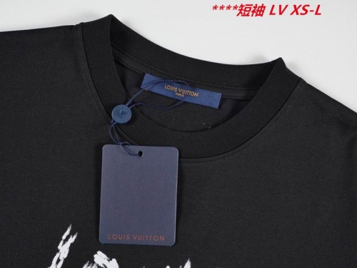 L...V... Round neck 10634 Men