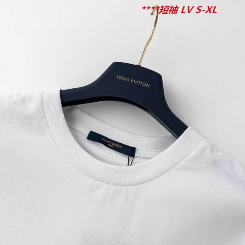 L...V... Round neck 14318 Men