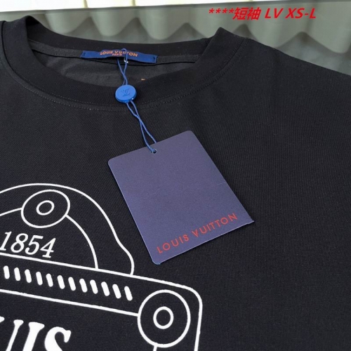 L...V... Round neck 11585 Men