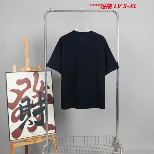 L...V... Round neck 14377 Men