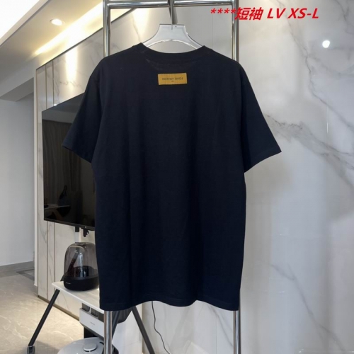 L...V... Round neck 11728 Men