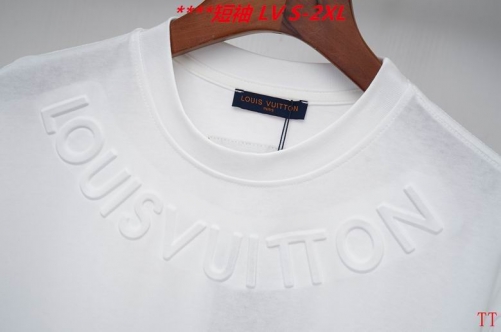 L...V... Round neck 15291 Men