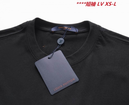 L...V... Round neck 11918 Men