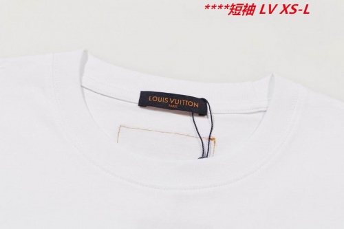 L...V... Round neck 10553 Men