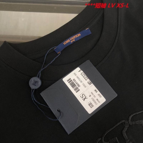 L...V... Round neck 11012 Men