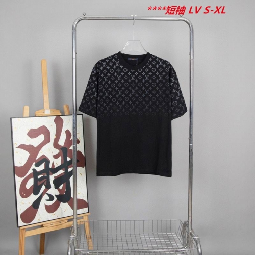 L...V... Round neck 13945 Men