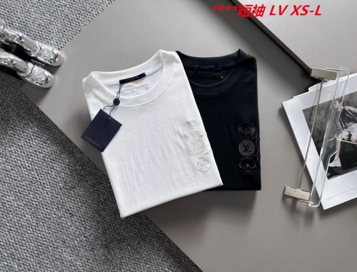 L...V... Round neck 10390 Men