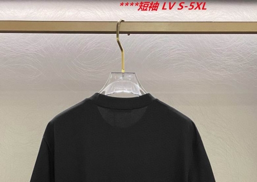 L...V... Round neck 17163 Men