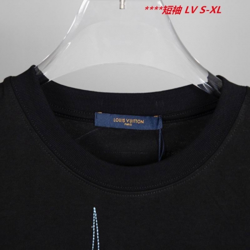 L...V... Round neck 13969 Men