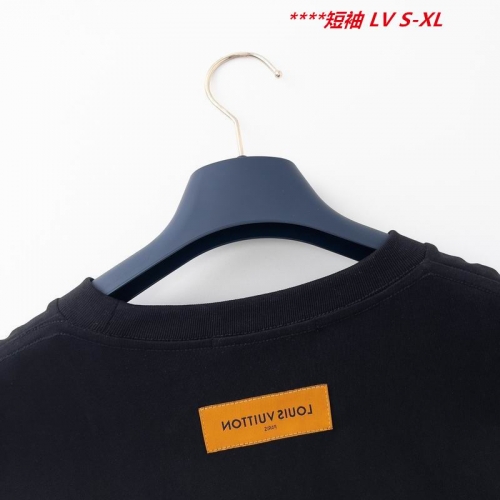 L...V... Round neck 14322 Men