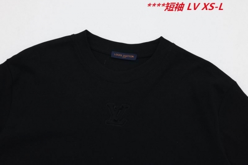 L...V... Round neck 13483 Men