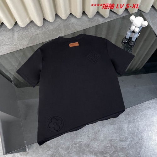 L...V... Round neck 14124 Men