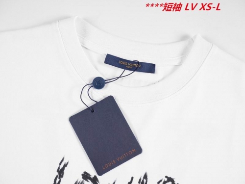 L...V... Round neck 10641 Men