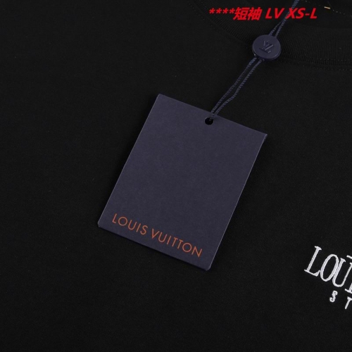 L...V... Round neck 12540 Men