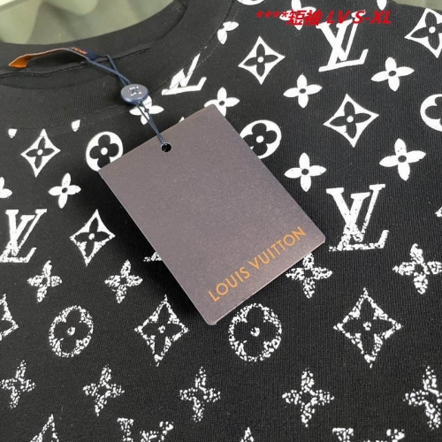 L...V... Round neck 14130 Men