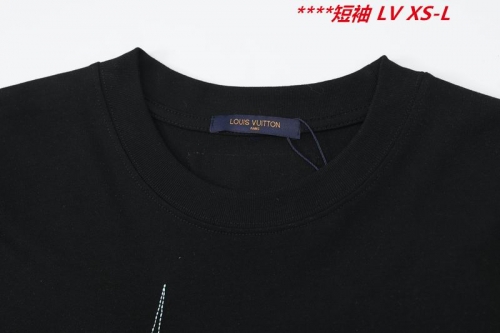 L...V... Round neck 13634 Men