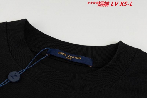 L...V... Round neck 10686 Men