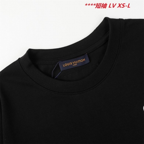 L...V... Round neck 10543 Men