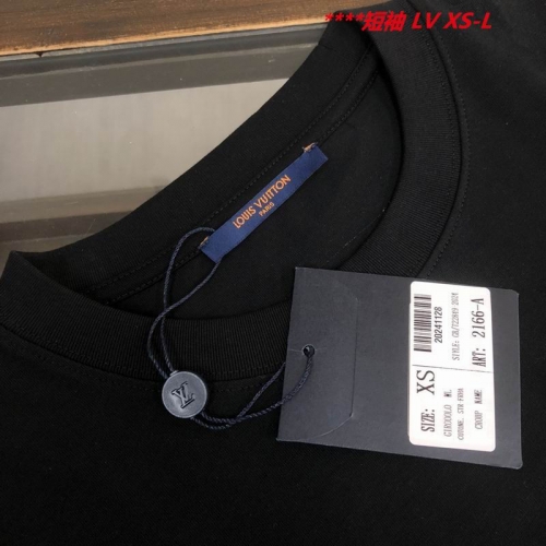 L...V... Round neck 11425 Men