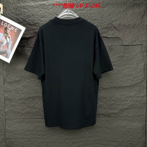 L...V... Round neck 15827 Men