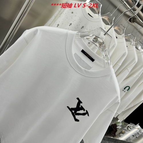 L...V... Round neck 15552 Men