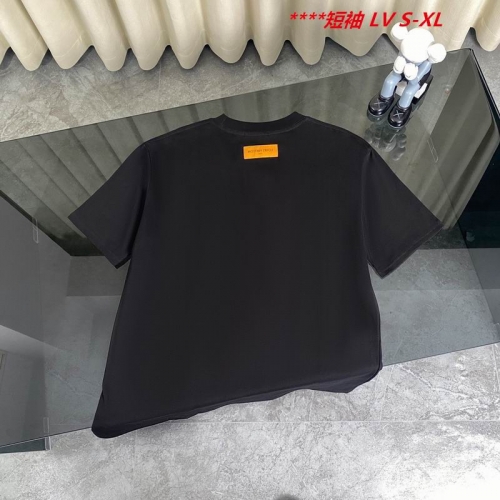 L...V... Round neck 15135 Men