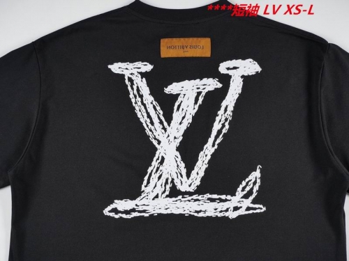 L...V... Round neck 10632 Men