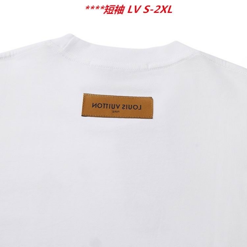 L...V... Round neck 15891 Men